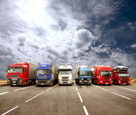 С 1 июня в Украине ограничивается передвижение грузовых автомобилей