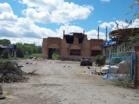 В брошенные украинцами дома на Донбассе заселяются российские боевики