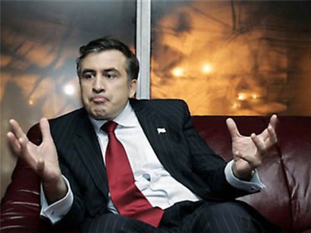 Саакашвили объяснил почему Порошенко так и не продал Roshen