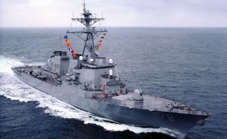 Одеський порт прийняв бойовий есмінець ВМС США