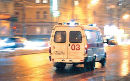 На Прикарпатье депутат на дорогом автомобиле сбил школьниц  (ТВ, видео)