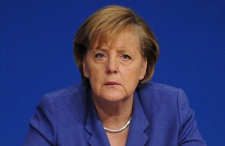 Немцы митингуют, их не устраивает миграционная политика Меркель