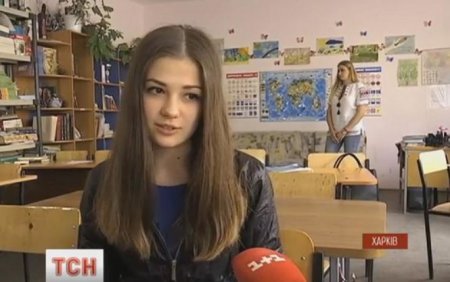 В Харькове ученики 11 класса отказываются от выпускных платьев и лимузинов ради помощи больным детям. ВИДЕО