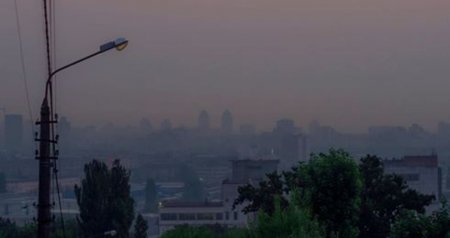 Держспоживслужба: В Киеве смог стал причиной загрязнения воздуха ядовитыми газами