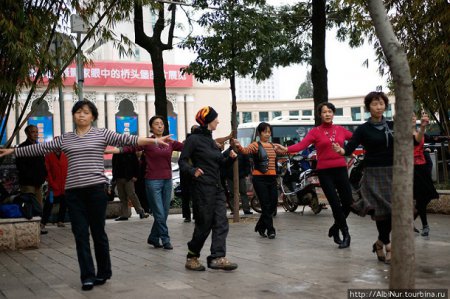 Жители китайской деревни остались без интернета из-за стеснительности односельчанина
