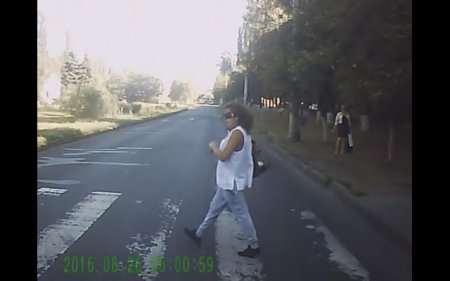 В сети появилось шокирующее видео ДТП в Одессе. ВИДЕО (18+)