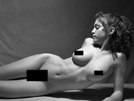 В сети появились откровенные фотографии молодой Мадонны, которые считались пропавшими