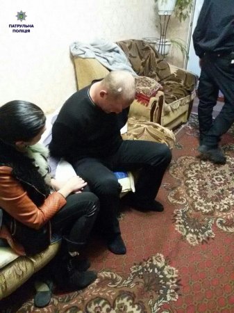 Николаевские патрульные предотвратили самоубийство местного жителя