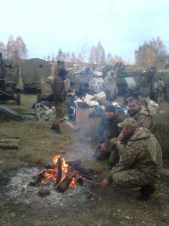 Украинские солдаты в Конотопе: лучше на передовой, чем такой "отдых". ФОТО