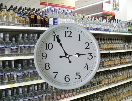 Контролировать соблюдение запрета продажи алкоголя в ночное время может каждый из нас