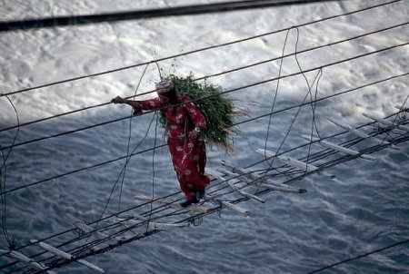 На территории Пакистана находится самый страшный в мире мост. ФОТО