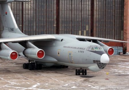 На аэродроме под Киевом для прохождения технического обслуживания приземлился самолет ВВС Анголы. ФОТО