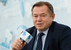 Януковичу нужно "давить" силой - советник Путина.