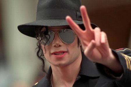 СМИ: Найдено биологического сына Майкла Джексона