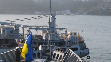 Блокирование кораблей ВМС Украины утро 20.03.2014 (видео)