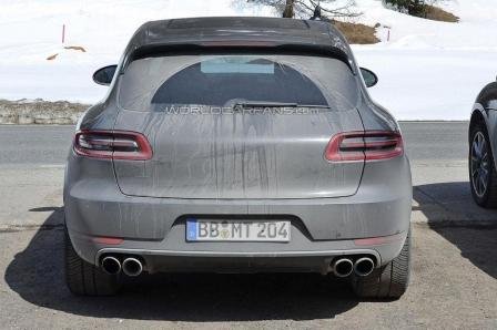 Фотошпионы засняли внедорожник Porsche Macan GTS без камуфляжа