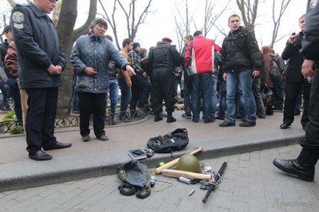 Самооборона Майдана задержала в Одессе сепаратистов (фото)