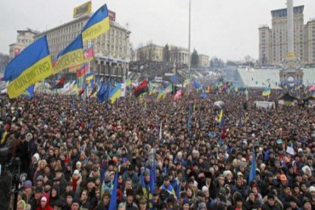 На Майдане не довольны МВД