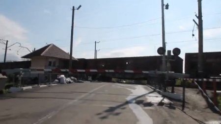 Появилось видео уничтоженного в Славянске Бронепоезда террористов