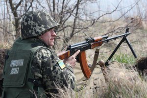 В осаде пророссийских боевиков: Луганские пограничники вторые сутки держатся без подмоги