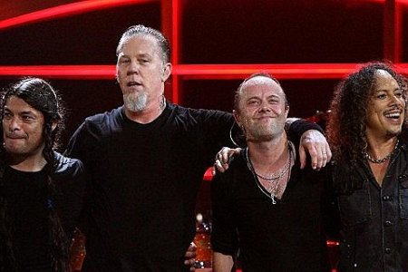 В сети появилась новая песня Metallica