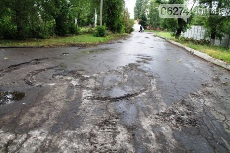 Воинская часть в Артемовске после нападения террористов. Фото