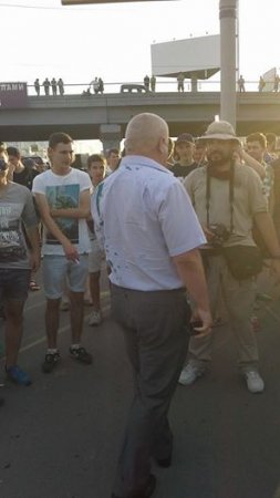 На Позняках в Киеве снова митинг против застройки территории (фото)