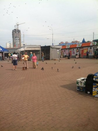 В Киеве понемногу демонтируют МАФы (фото)