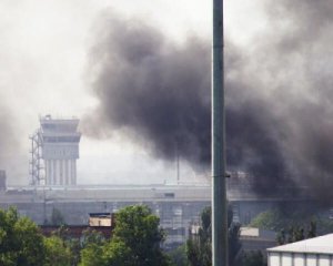 В Донецке снарядами повреждено два торговых центра. Есть жертвы