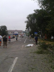 В Донецке бомбили очередной район - есть жертвы (фото)