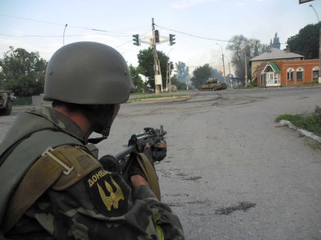 Батальон Донбасс в освобожденном Лисичанске (фото)