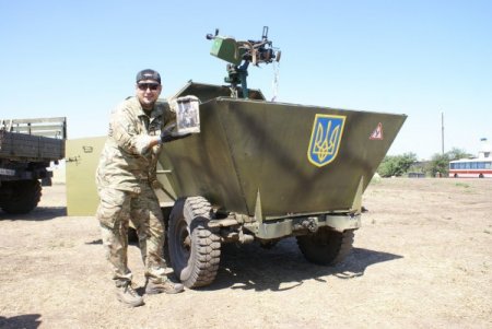 Энтузиасты создали для украинских военных грозу террористов - броневик 