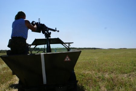 Энтузиасты создали для украинских военных грозу террористов - броневик 