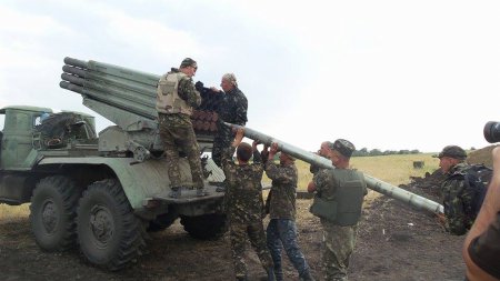 Украинская артиллерия в боях за Луганск (фото)