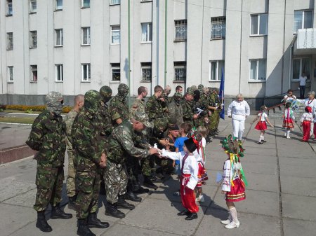 Батальон ОУН отправляется в зону АТО (фото)