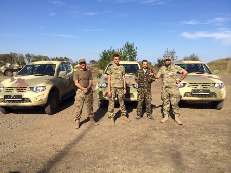 Первые три Митсубиси 