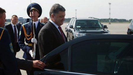 Порошенко готовится отбыть в Канаду и США