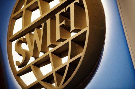 Европарламент предлагает исключить Россию из системы платежей SWIFT