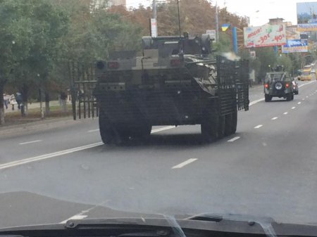 Ситуайия в мариуполе в день города спокойная - Азов