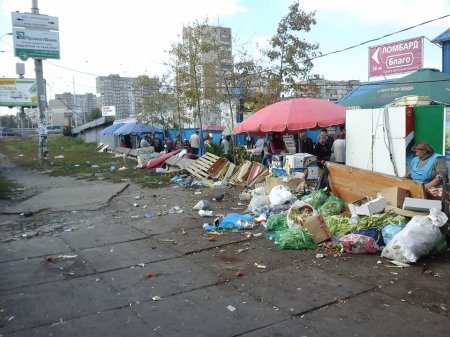 Как живет Киев при новой власти - Оболонь (фото)