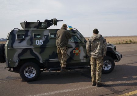 Волонтеры Армия SOS продолжают обеспечивать армию беспилотниками (фото)