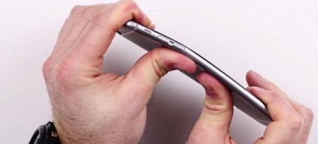 В интернете появились жалобы на IPhone 6