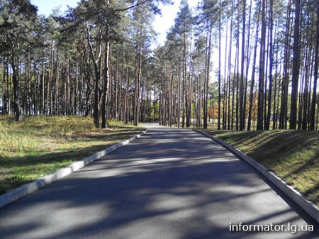 Батальон Киев-2 тренируется на даче Януковича (фото)