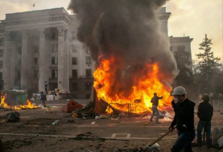 Во время трагедии 2 мая в Одессе, диспетчеры 101 умышленно тянули время. Аудио