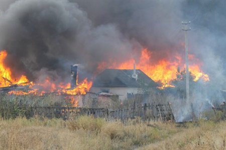 Под руководством террориста Безлера Енакиево на грани выживания (фото)