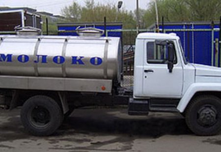 Не чистые на руку предприниматели везут украинское молоко контрабандой в Крым