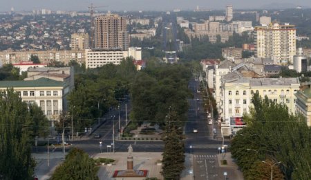 Ночью в Донецке боевики обстреляли Петровский район