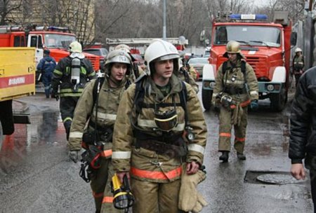 Пожар в Москве: пострадали люди и более двух десятков квартир