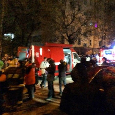 Пожар в Москве: пострадали люди и более двух десятков квартир