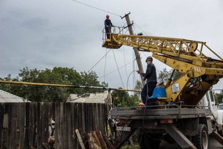 Ветер и дождь с мокрым снегом продолжают обесточивать украинские села